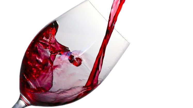 Бордо не просто цвят, а класическо вино